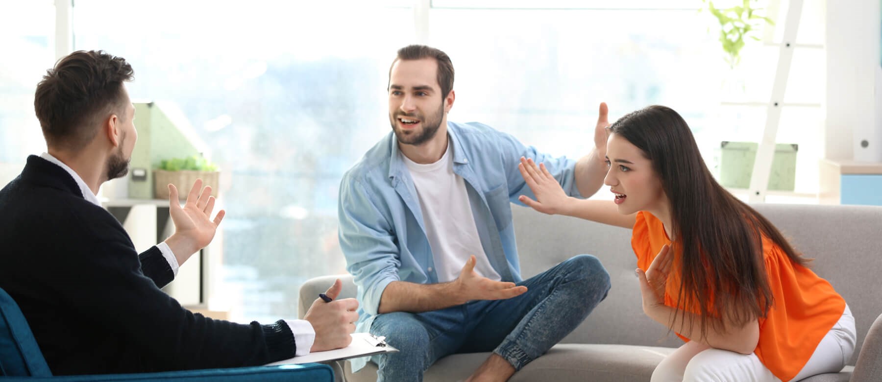 Couple Arguing in Therapy Couple Arguing in Therapy